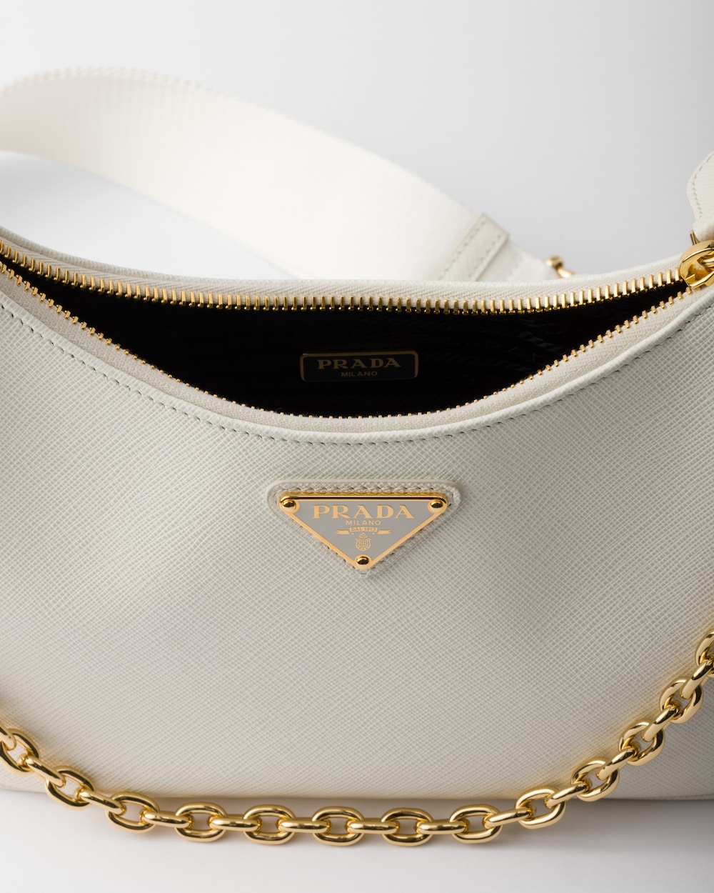 Prada Re-Edition 2005 Saffiano Leather Bag - Image 4